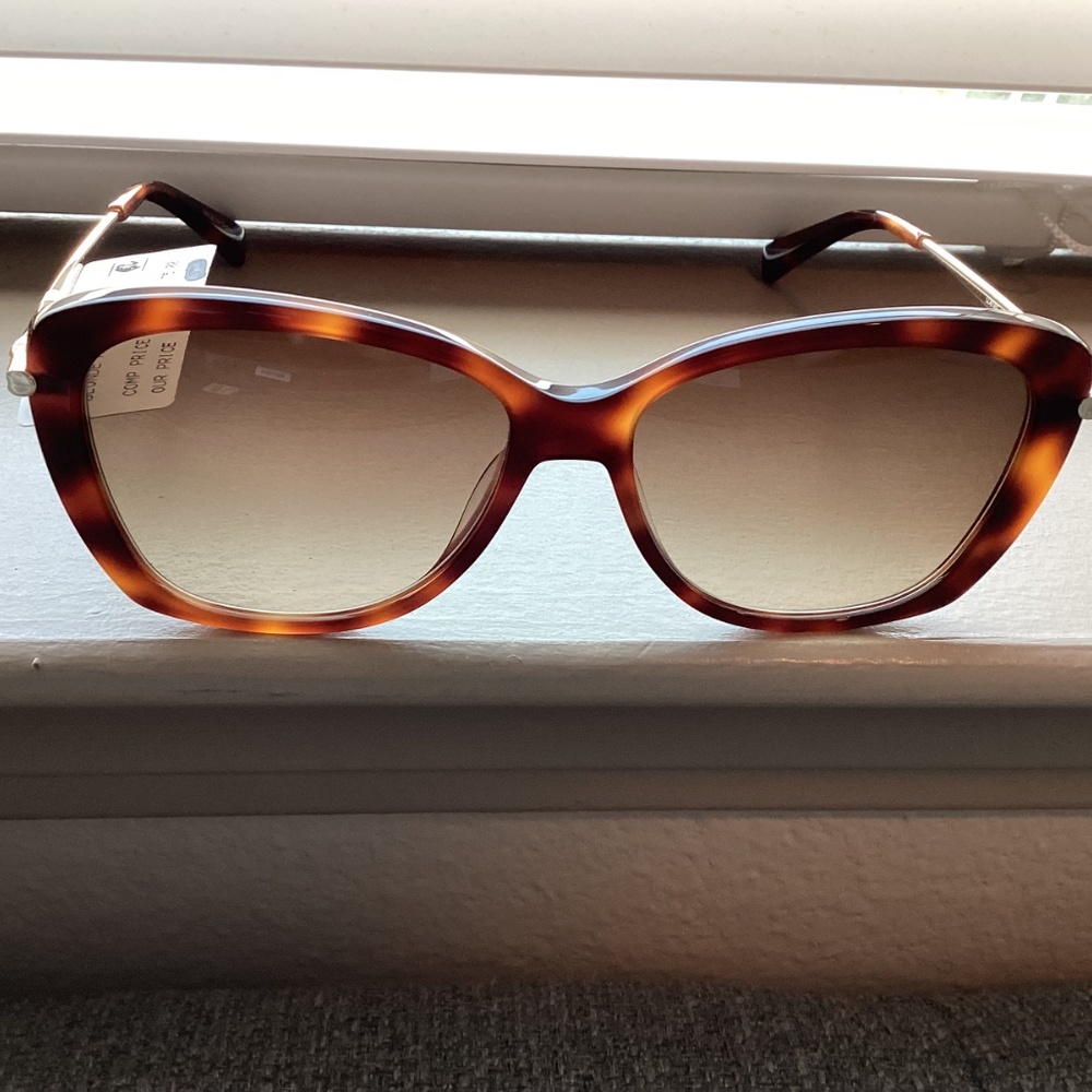 Longchamp 56mm Gradient Lens Butterfly Sunglasses - Picture 6 of 9